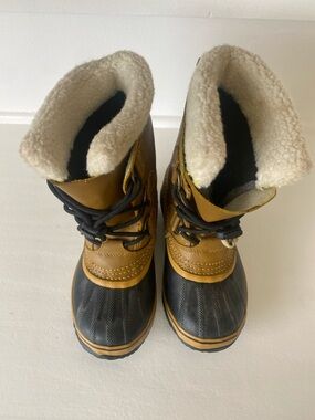 Sorel Kids Two-Tone Black and Tan Waterproof Winter Boots